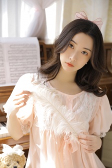 漂亮人妻裸睡被公强BD完整版